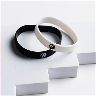 Пойыздың кондукторы жасырын камераны бұзады Әйелдің жыныстық қатынас кезіндегі оргазмы видео