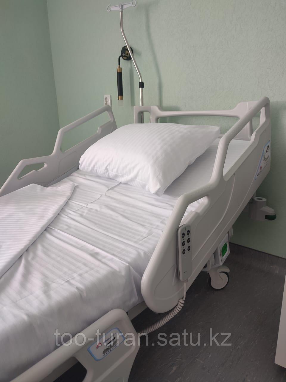 Медицинская многофункциональная кровать с 2 электромоторами, четырехсекционная. - фото 9 - id-p69691425