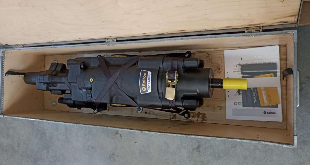 Перфоратор гидравлический Epiroc СОР 1838HD+ - фото 1 - id-p110981269