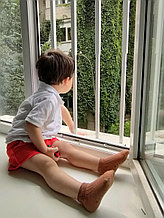 Решетки на окна TOP-RESHETKA 5х120 L (защита детей от выпадения)