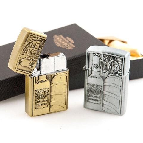 Зажигалка стальная газовая с крышкой с 3D декором VINTAGE STEEL LIGHTER (Золотой / Jack Daniel's Barrel)