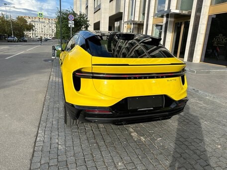 Lamborghini Urus - фото 2 - id-p111015760