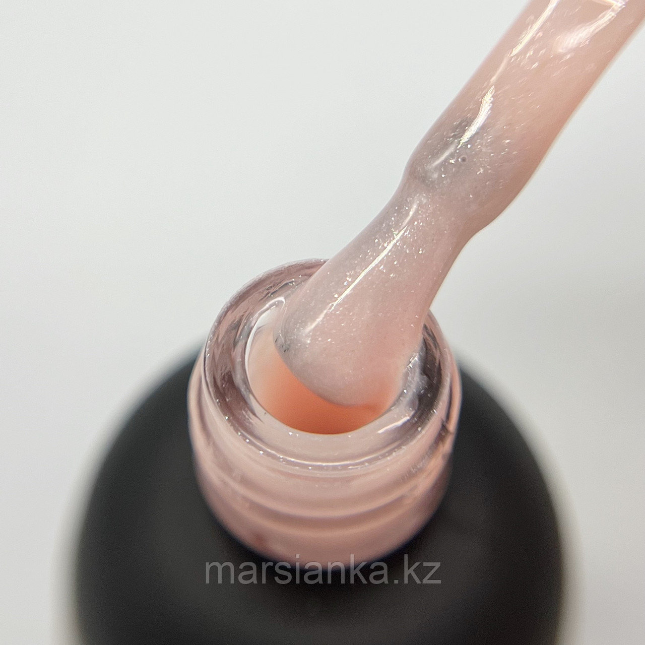 База Bliss Comouflage Base Coat №18 с шиммером, 30мл