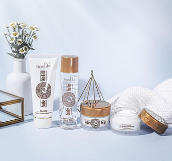 Гарри Поттердің жалаңаш актрисалары Шапан астынан кеудесі ашылған порно видео