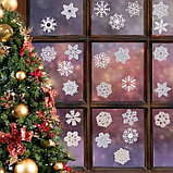 Наклейки интерьерные новогодние "Снежинки", (набор 25 шт), белые, золото, серебро, 4х4 см, фото 5