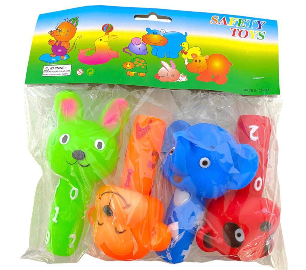 Пищалка safety toys зверушки в пакете, 4 вида, 21*21см