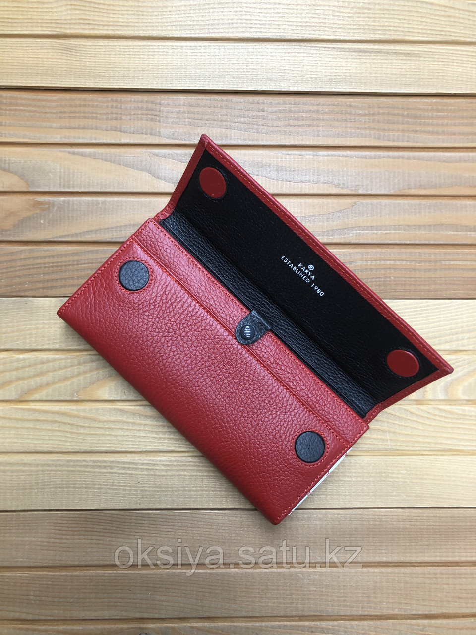 Красно-чёрный кожаный портмоне KARYA - фото 2 - id-p111056174