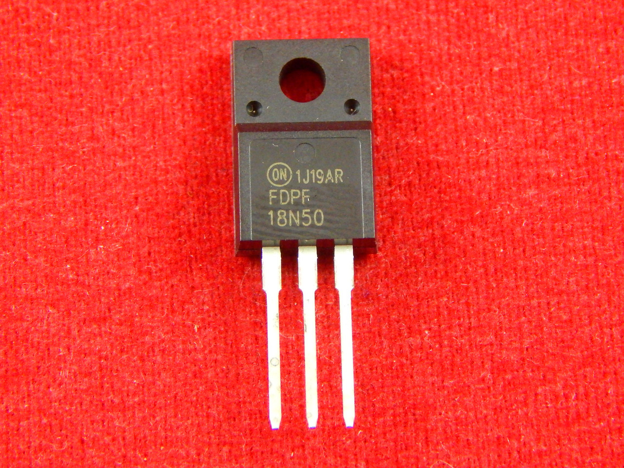 FDPF18N50, Транзистор, UniFET, N-канал, 500В, 18А, TO-220F - фото 1 - id-p111215337