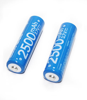 Аккумулятор KM-LB003, формат 18650, 3.7v, 2500mAh