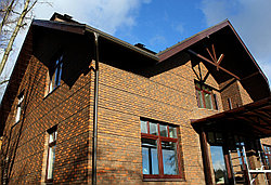 Защита облицовочного кирпича от осенних погодных условий