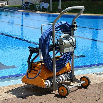 Автоматический робот-пылесос для бассейна Dolphin Pro Gyro