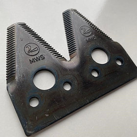 Сегмент косы жатки John Deere (Джон Дир) Н153329