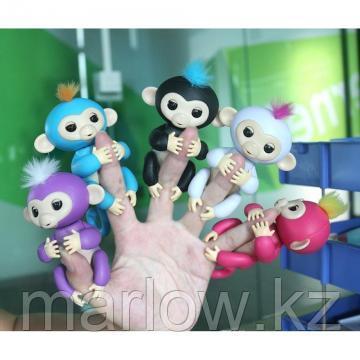 Интерактивная обезьянка Миа Fingerlings Baby Monkey, фиолетовый - фото 4 - id-p111419500