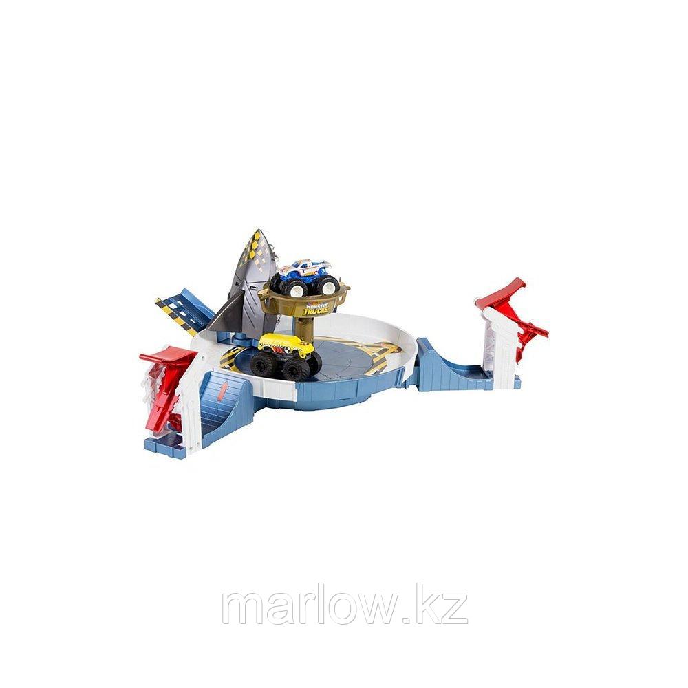 Mattel Hot Wheels FYK14 Хот Вилс Игровой набор Монстр трак ,Поединок с акулой, - фото 4 - id-p111412849