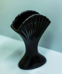 Декоративная настольная ваза "Ракушка" (керамика, черная), 19,5см
