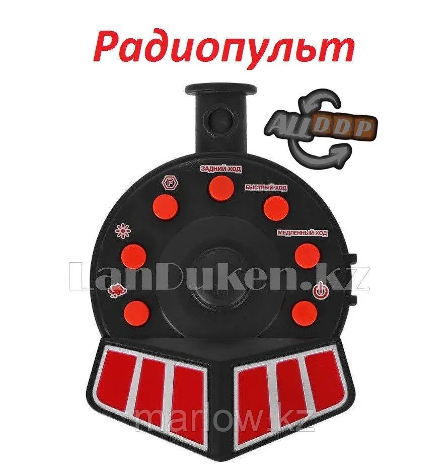 Радиоуправляемый паровоз на железной дороге на батарейках с подсветкой и дымом из трубы 0736 (3+) - фото 4 - id-p111424752