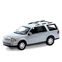 Welly 39883 Велли Модель машины 1:35 2005 FORD LINCOLN NAVIGATOR