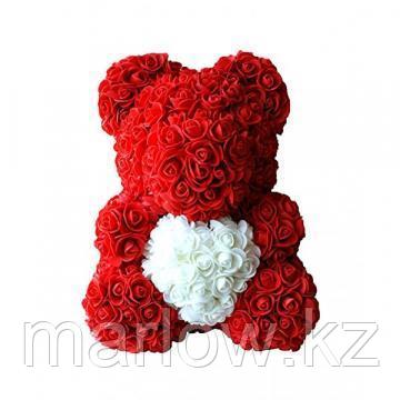 Мишка из роз в подарочной упаковке, красный с белым сердцем - фото 2 - id-p111421357