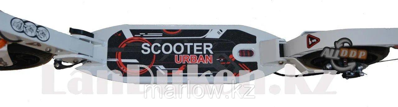 Городской складной самокат с амортизаторами Urban Scooter 116D с ручным дисковым тормозом белый - фото 3 - id-p111425339