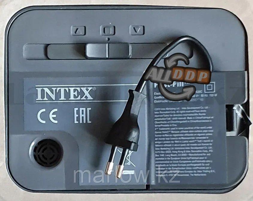 Надувной матрас двуспальный со встроенным электронасосом и сумка Intex Deluxe 64428 (152х203х46 см) - фото 9 - id-p111424425