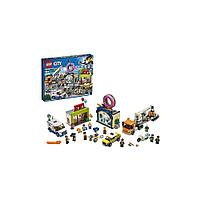 LEGO City 60233 Конструктор Лего Открытие магазина по продаже пончиков
