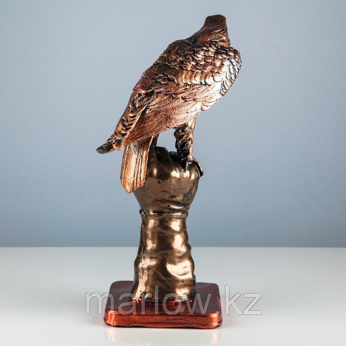 Статуэтка "Орёл на перчатке" 37 см, микс - фото 9 - id-p111439094