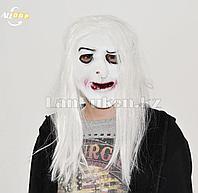 Латексная маска на хэллоуин белое лицо призрака с треснутыми губами 01