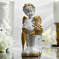 Статуэтка "Ангел с зонтиком", белый цвет, с золотистым декором, 23 см