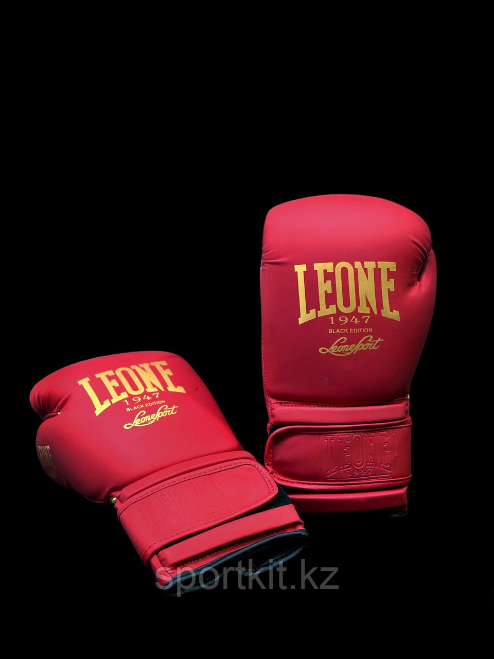 Боксерские перчатки Leone кожа