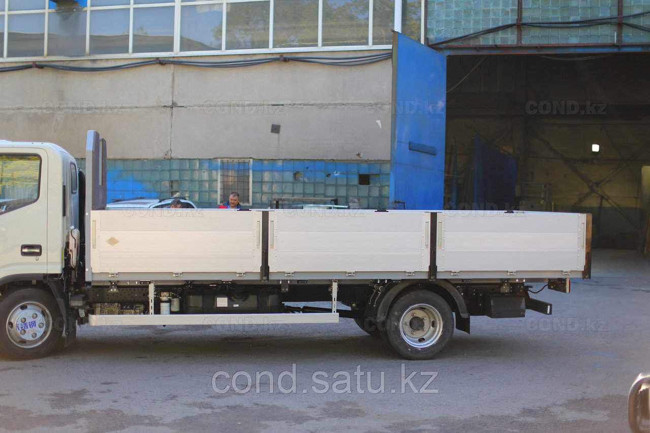 Грузовой фургон с алюминиевым бортовым кузовом JAC N56 - фото 4 - id-p111478562