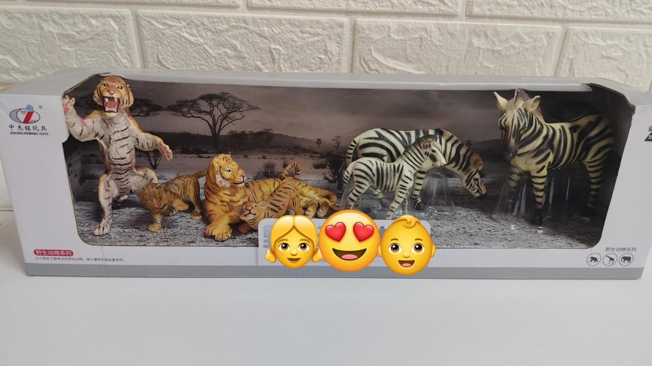 Набор животных "Сафари" Тигры и Зебры