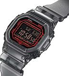 Часы Casio G-Shock DW-B5600G-1AER, фото 3