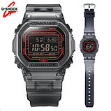 Часы Casio G-Shock DW-B5600G-1AER, фото 7