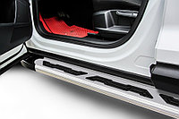 Пороги алюминиевые Slitkoff "Alfa Silver" 2100 серебристые Lada LARGUS (2012-2021)