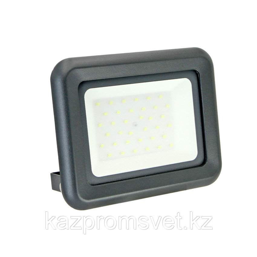 LED ПРОЖЕКТОР TITAN   30W 2700Lm 180x30x140 6500K IP65 MEGALIGHT