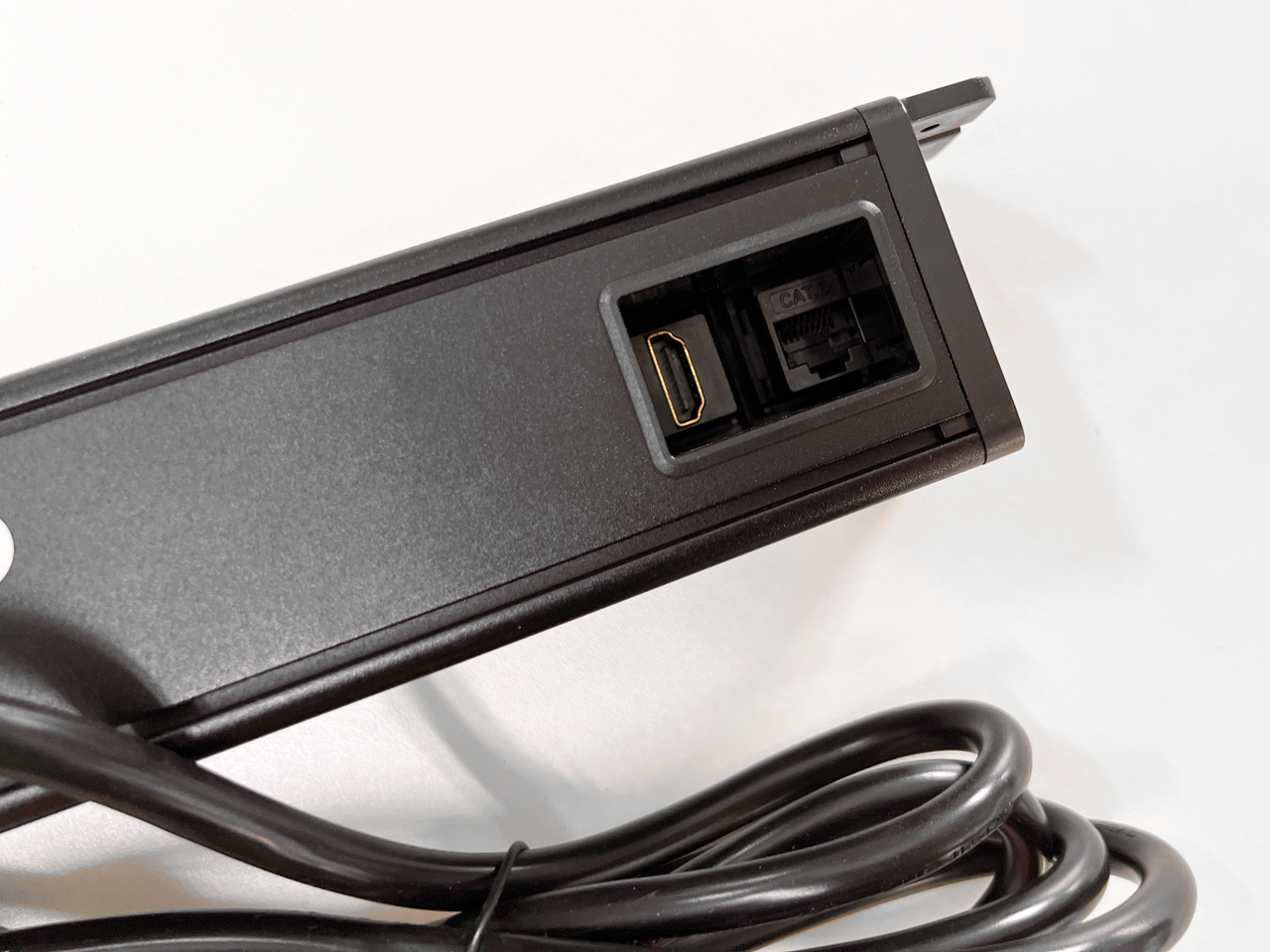 Shelbi Настольный накладной блок на 3 розетки 200B, USB, Type-C, RJ45, HDMI, чёрный - фото 7 - id-p111278455