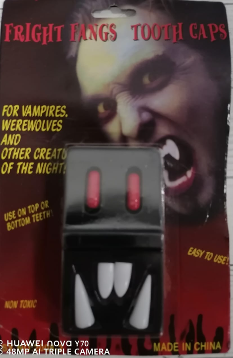Накладные зубы вампира с кровью на хэллоуин., фото 1