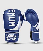 Боксерские перчатки Venum Challenger 2.0 BL/WH - 12 Oz