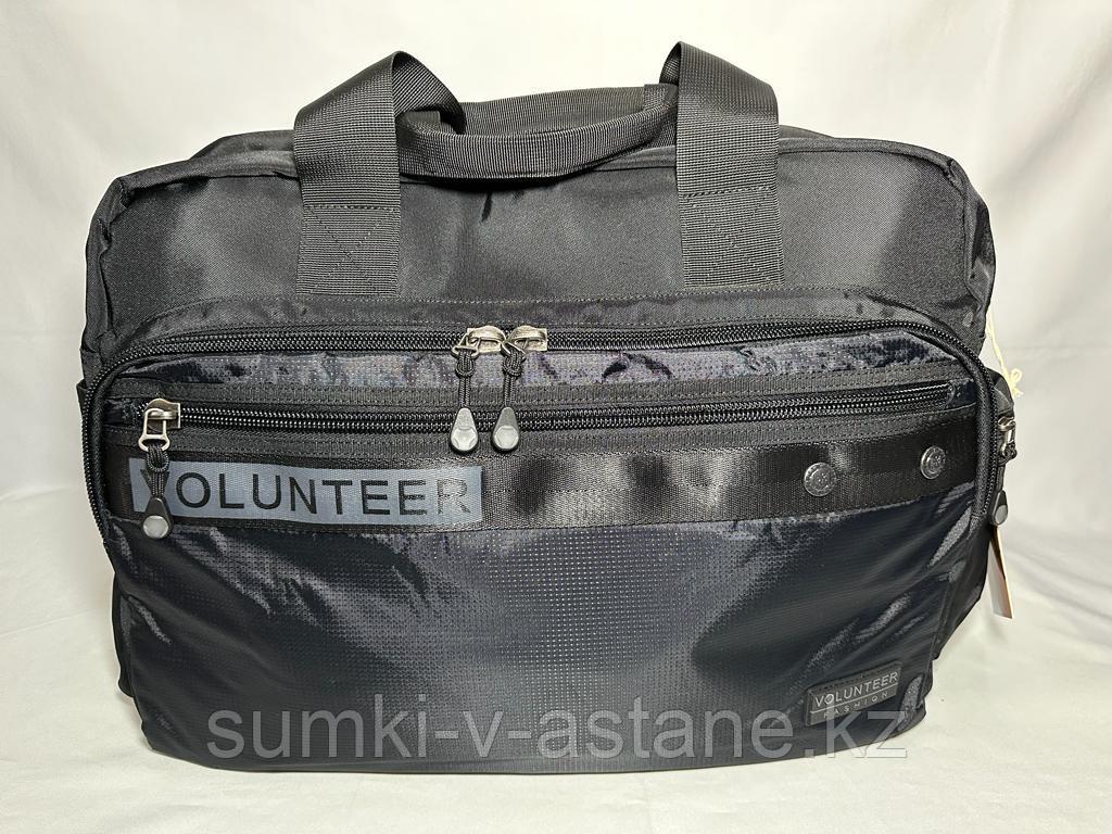 Дорожная сумка "Volunteer". Высота 35 см, ширина 41 см, глубина 20 см.