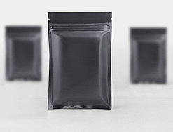 Трехшовный черный пакет с зип-замком 10*15см
