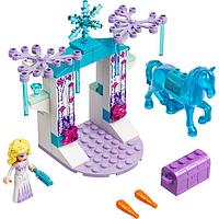 Lego 43209 Принцессы Дисней Ледяная конюшня Эльзы и Нокка