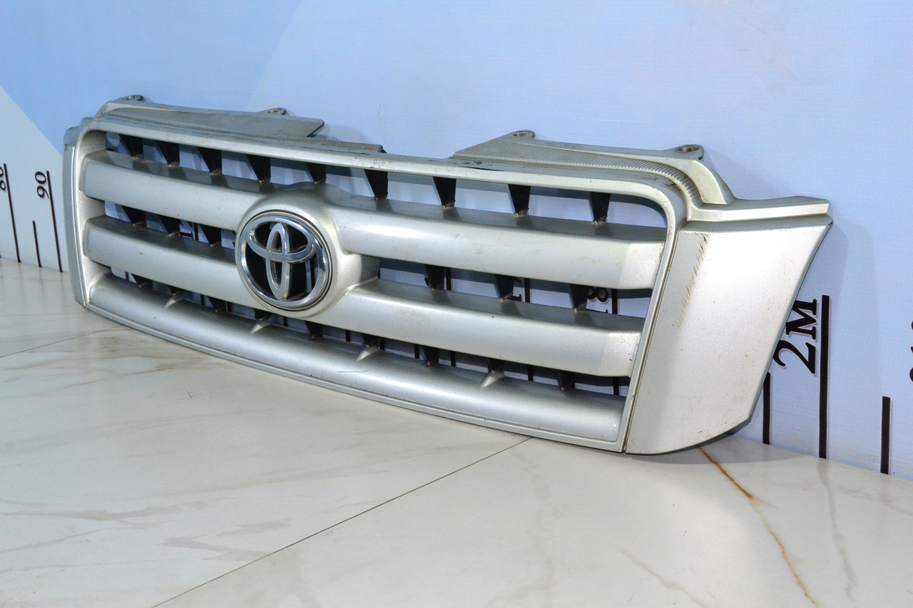 Решетка радиатора Toyota Highlander - фото 5 - id-p111752679