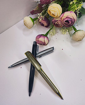 Шариковая ручка ACMECN, металлическая, латунная, с резным узором. трёх расцветок.