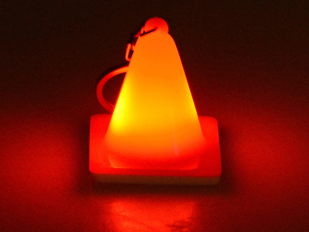 Брелок с подсветкой, оранжевый - фото 2 - id-p111833477