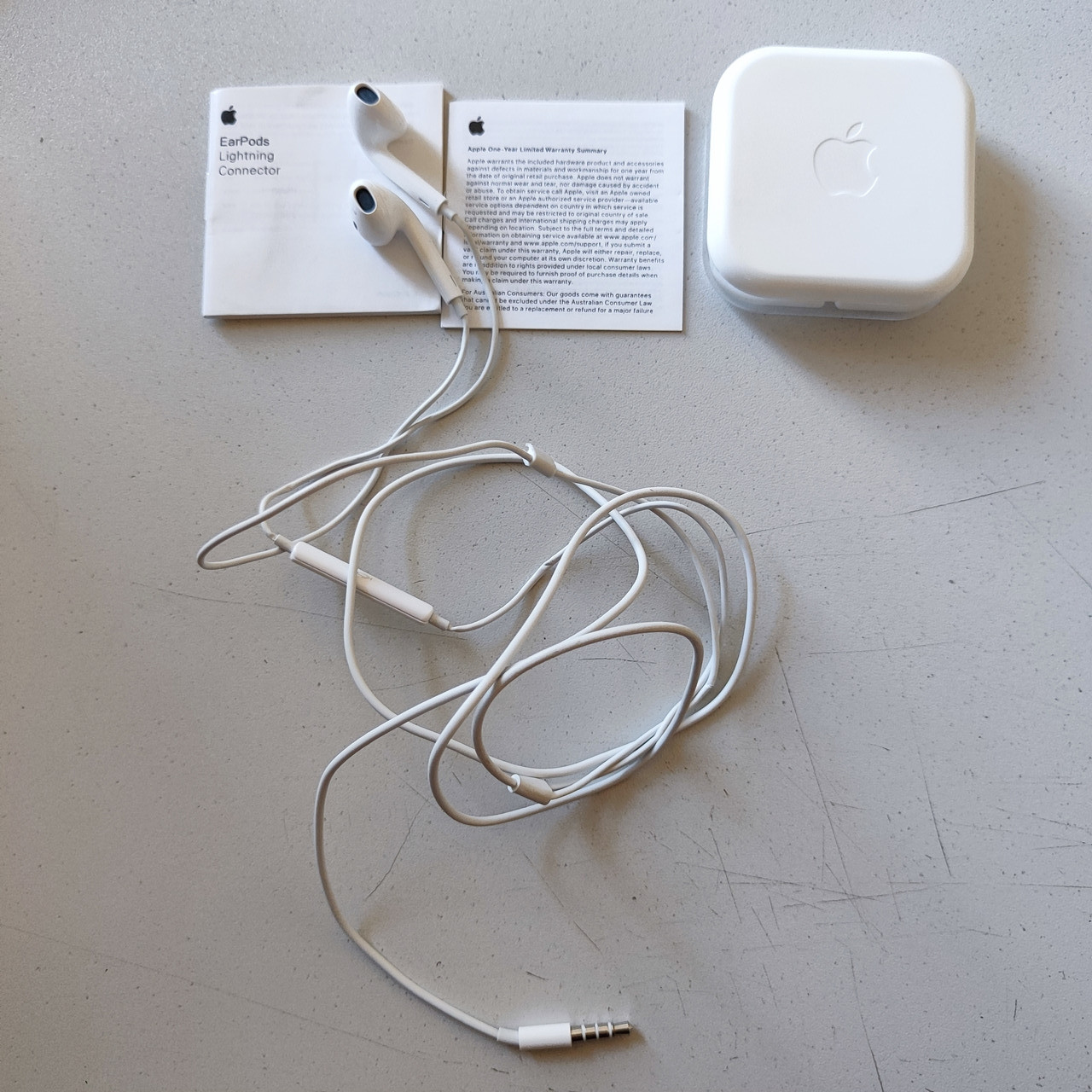 Гарнитура Apple EarPods, with Remote and Mic, for iPod/iPhone/iPad, White - фото 1 - id-p111855961