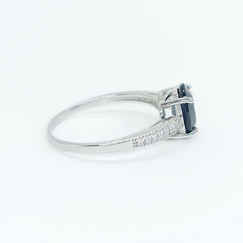 Кольцо из серебра с натуральным сапфиром и фианитами - размер 18 - фото 4 - id-p111854139