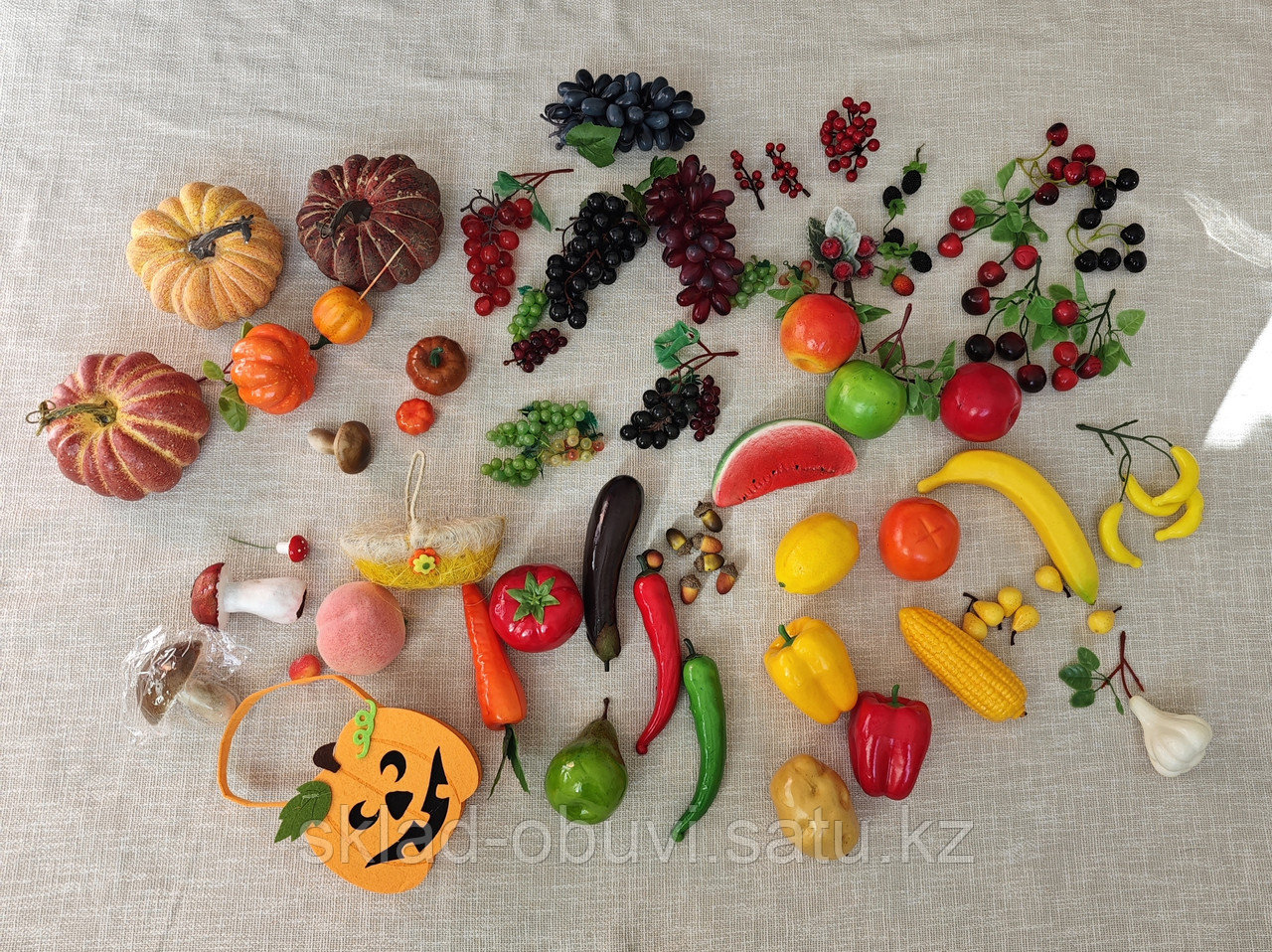 Искусственные овощи, фрукты, ягоды для поделок и декораций на тему осень - фото 1 - id-p111861435