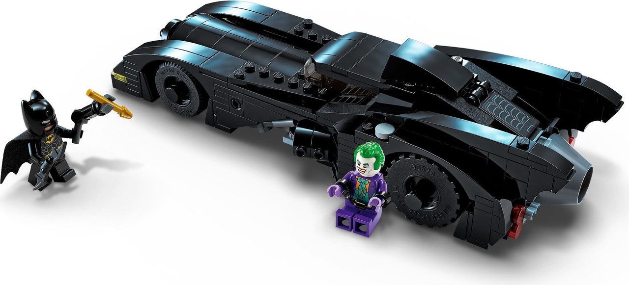 Lego 76224 Супер Герои Бэтмобиль: Бэтмен против Джокера Чейза - фото 1 - id-p111877042
