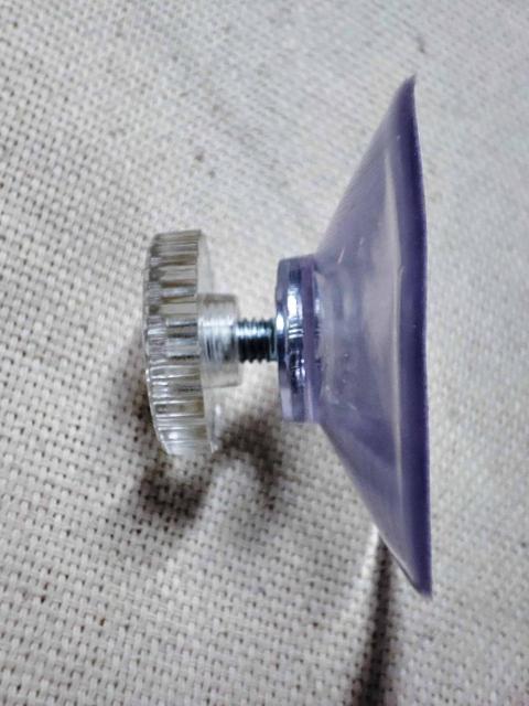 Үстелдің астына сорғыш