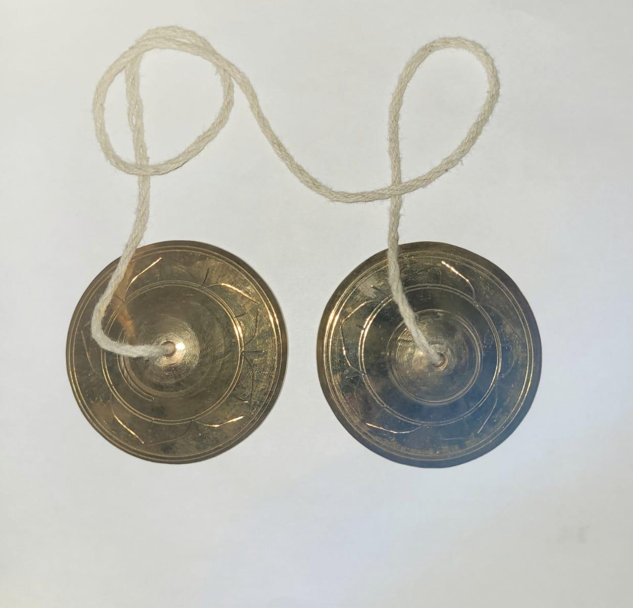 Караталы- ударнный инструмент,бронза,диаметр 6 см